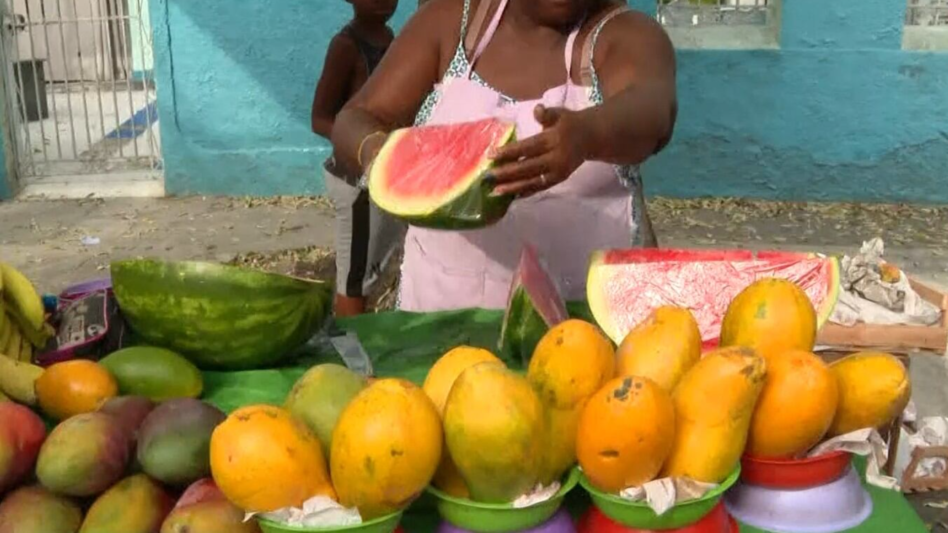 Nutricionista dá dicas para reequilibrar dieta após festas de fim de ano