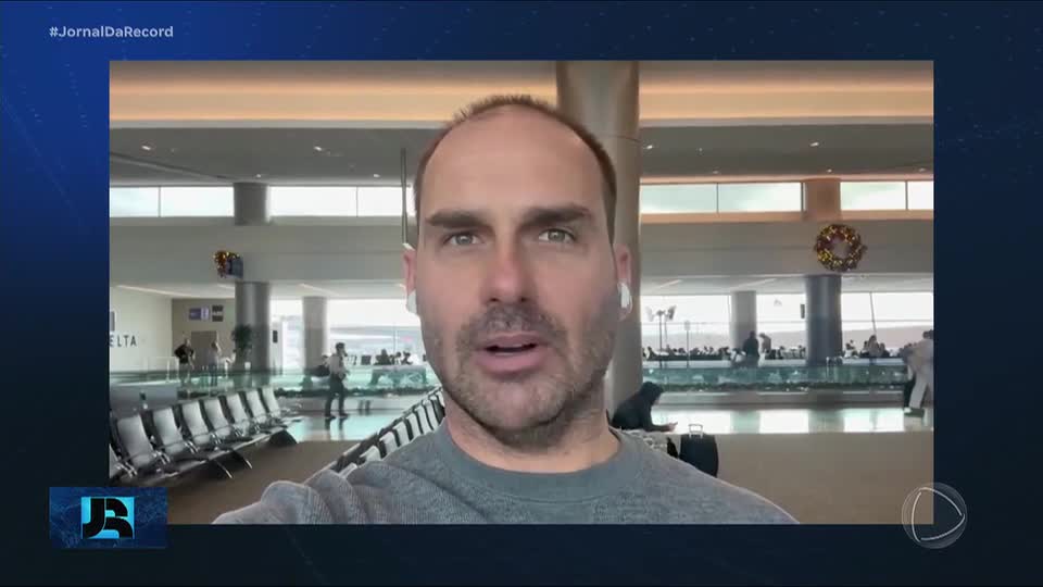 Moraes autoriza visitas a Jair Bolsonaro e determina retorno de Eduardo Bolsonaro à Polícia Federal