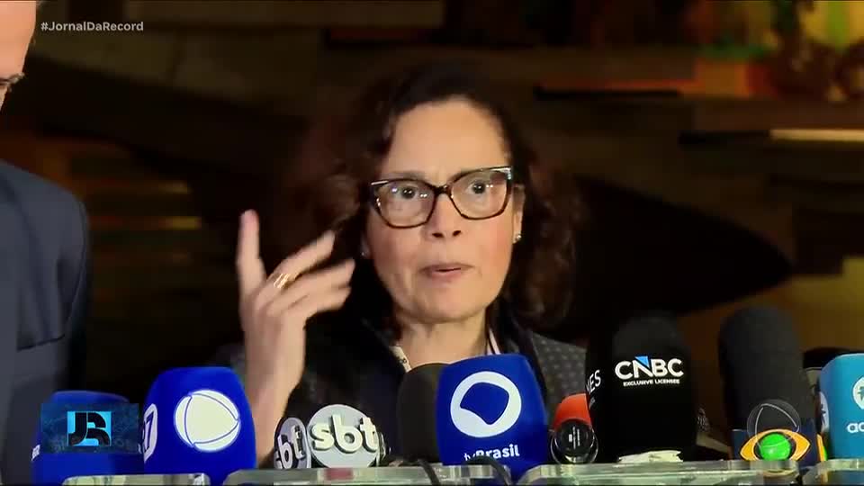 Governo brasileiro faz nova reunião sobre Venezuela e estuda um encontro da Celac