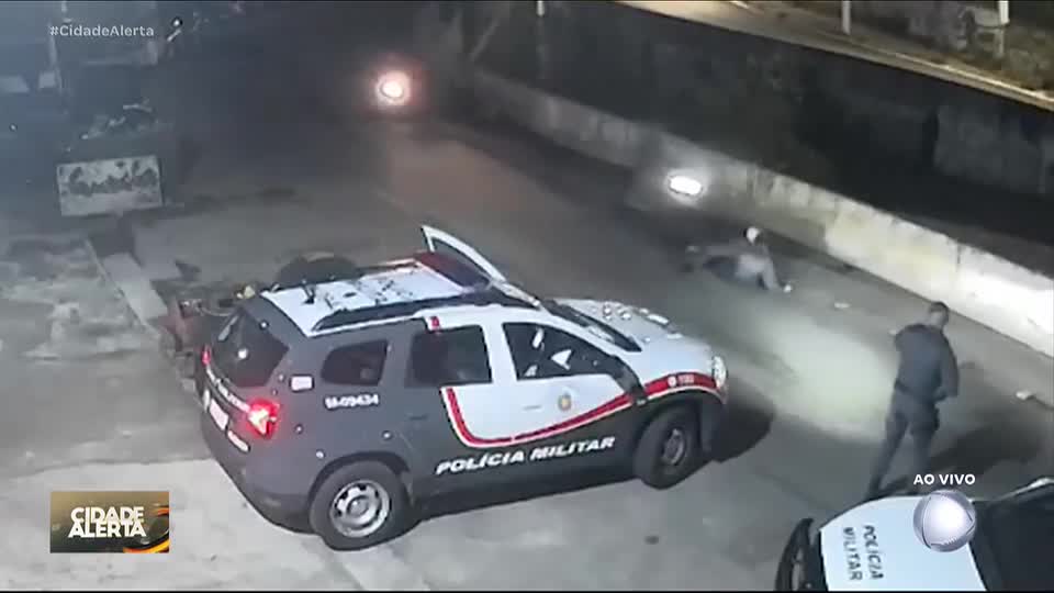Bandidos são procurados após atropelarem e matarem PM durante blitz