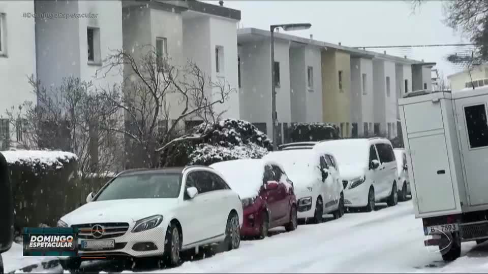 Incêndio criminoso deixa 45 mil imóveis sem luz em Berlim em pleno inverno europeu