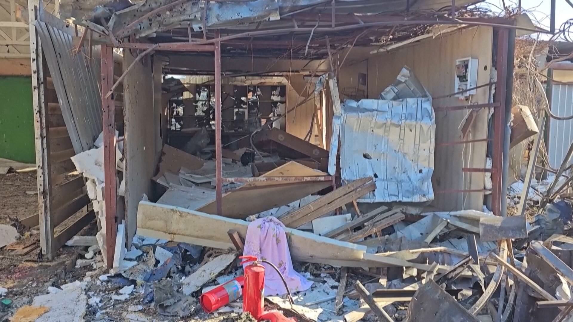 Ataque russo com drones em hospital da Ucrânia deixa uma pessoa morta e três feridas