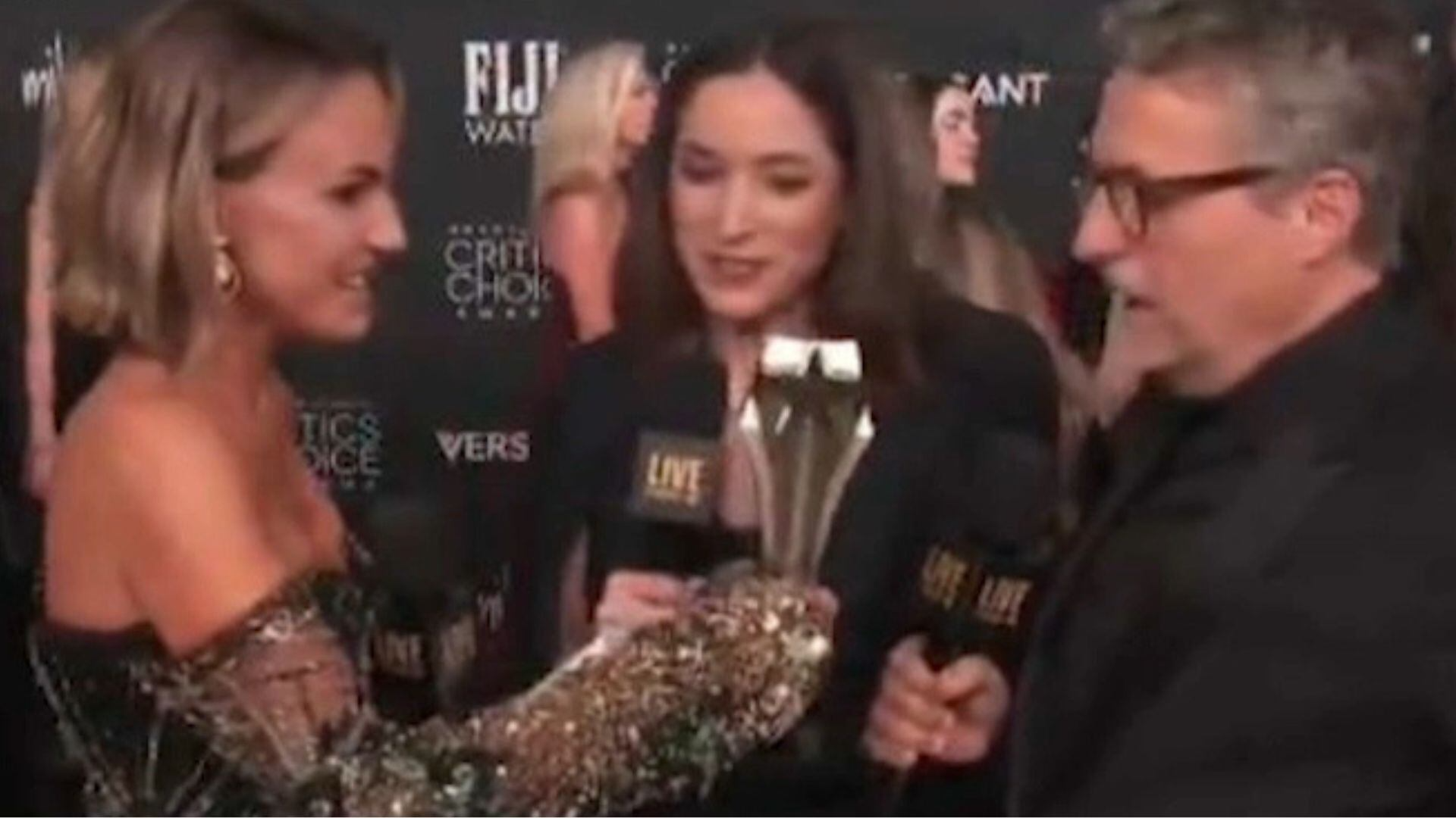 Brasileiros detonam Critics Choice Awards nas redes sociais após episódio com Kleber Mendonça