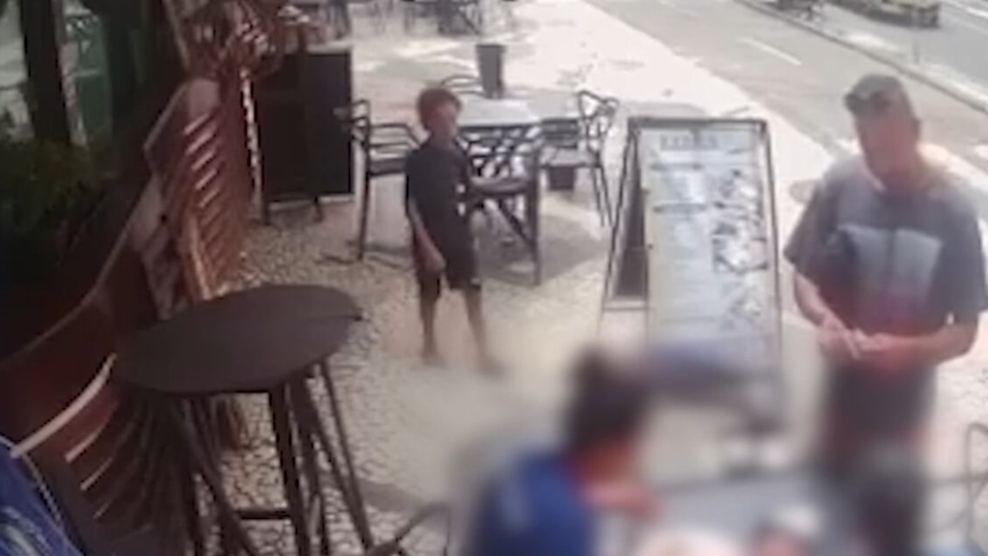 Desaparecimento do menino Edson Davi na praia da Barra completa dois anos sem respostas