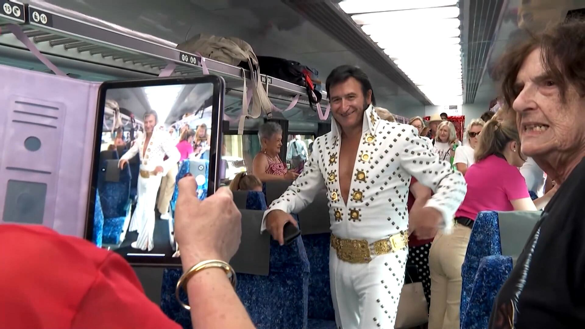 Festival na Oceania homenageia Rei do Rock