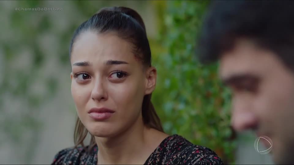 'Você está me culpando', diz Rüya ao ouvir relato de Ali sobre acidente de Çiçek | Chamas do Destino