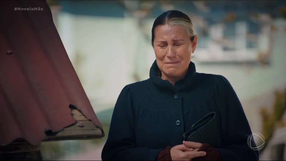 Gönül se emociona ao rever Melek | Mãe