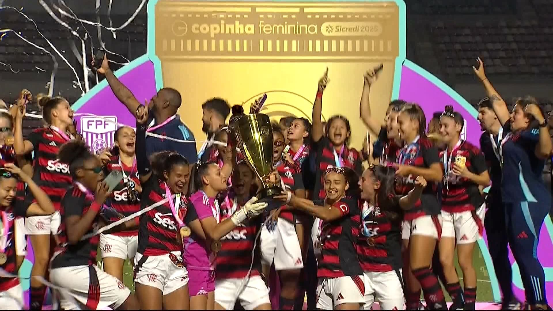 Confira as movimentações do final de semana no mercado da bola