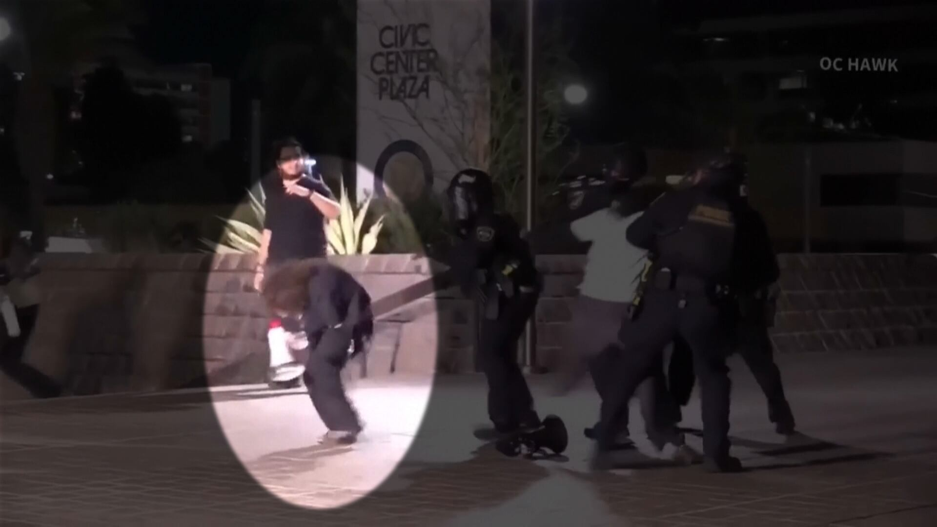 Manifestante é atingido no rosto durante protesto nos EUA