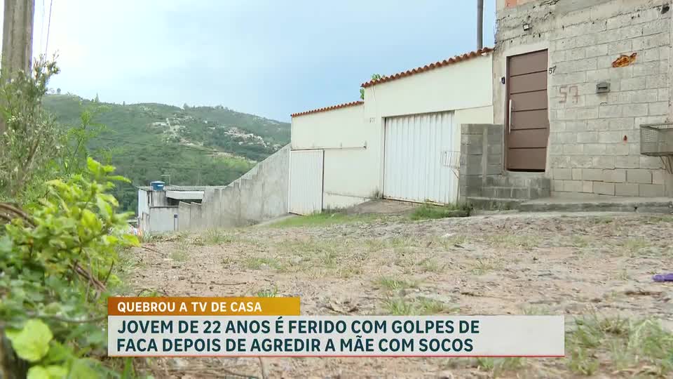 Jovem é ferido com golpes de faca depois de agredir a mãe com socos na Grande BH