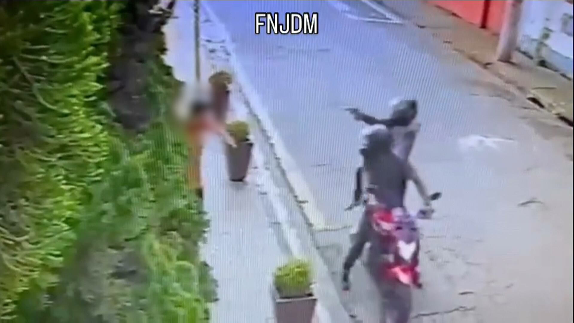 Ladrões ameaçam dar coronhada em vítima de roubo 