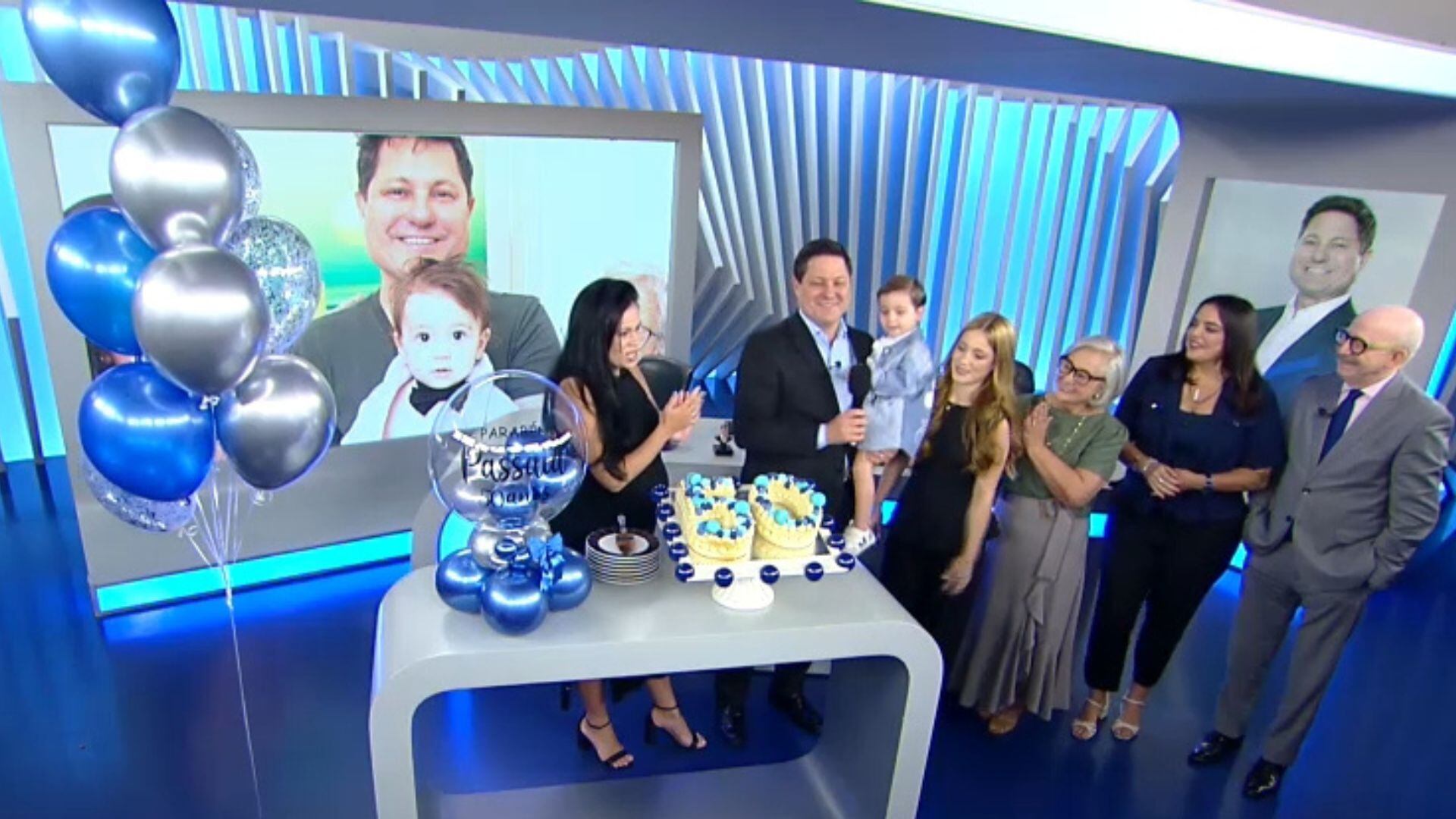 Passaia comemora aniversário de 50 anos com surpresa no Balanço Geral: 'Obrigado por sempre'