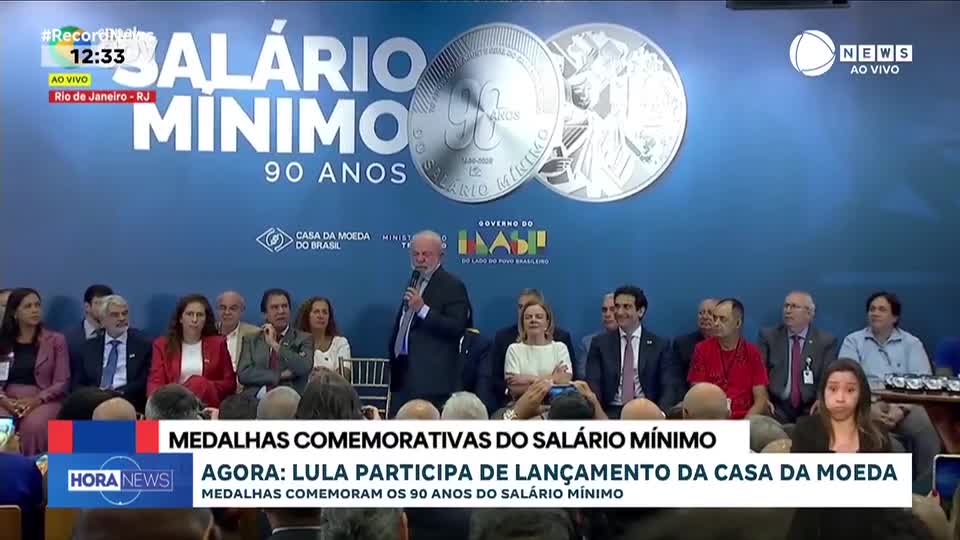 Lula participa de evento em comemoração aos 90 anos do salário mínimo