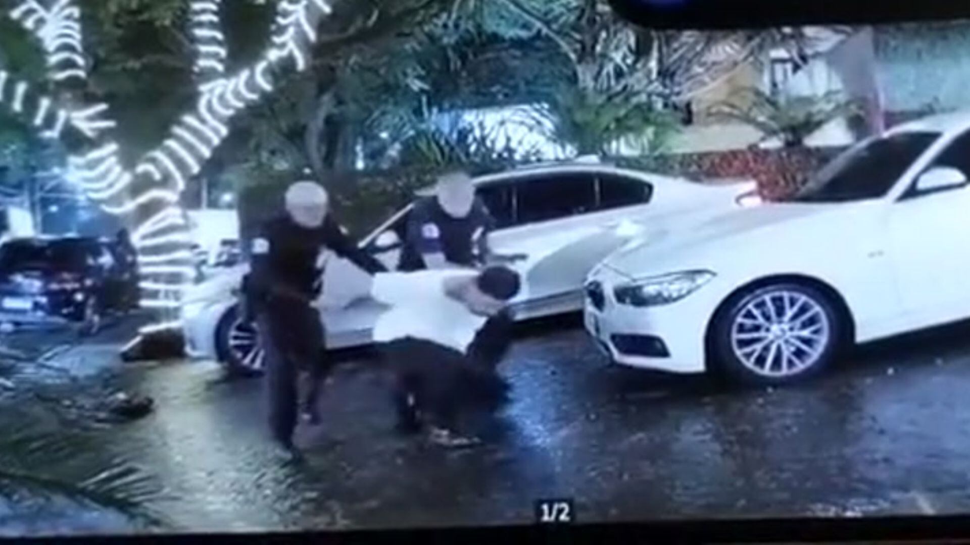 Veja o momento em que CAC mata médicos em frente a policiais na Grande SP