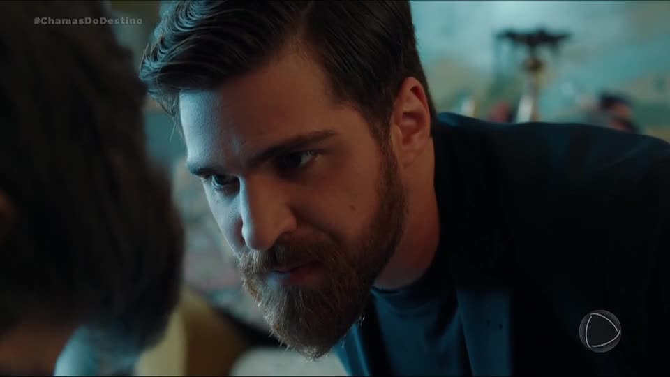 Iskender dá um susto em Ömer | Chamas do Destino