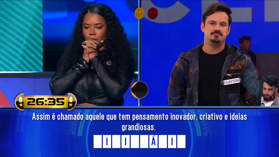 Ana Preta tenta escapar de cair no buraco, mas perde duelo contra Clayton