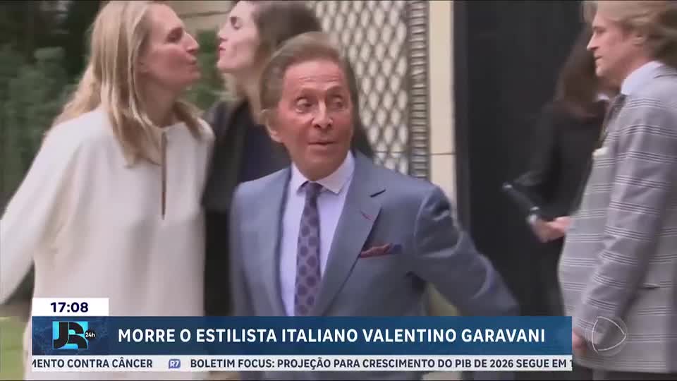 Estilista Valentino Garavani morre aos 93 anos na Itália 