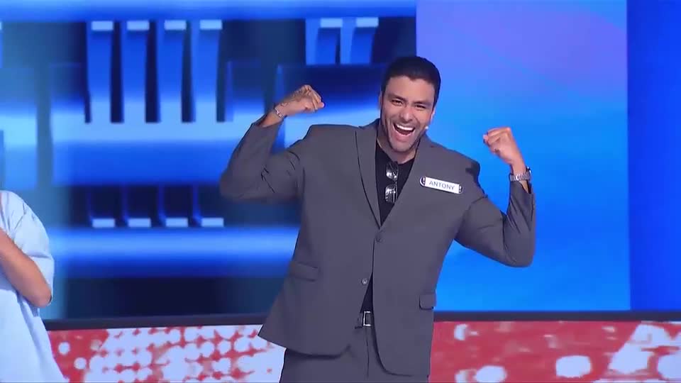 11 famosos buscam o prêmio de até R$ 300 mil no Acerte ou Caia! neste domingo (25)