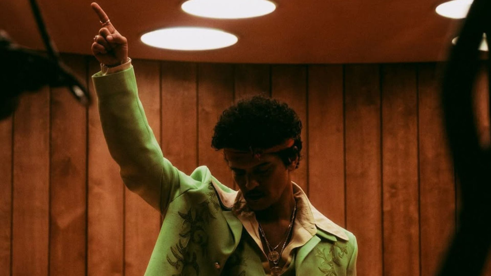 Bruno Mars lança ‘I Just Might’ e dispara em 1° lugar na Billboard; ouça