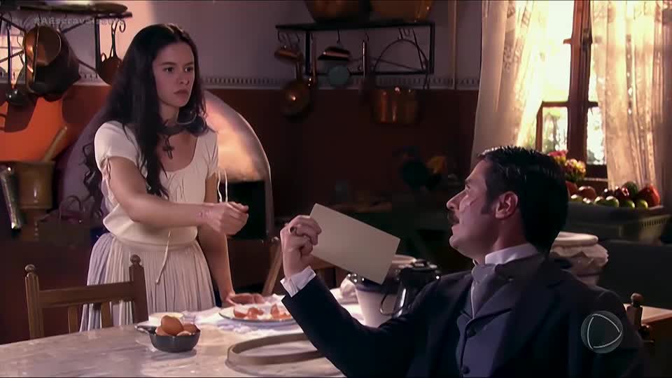 Leôncio entrega a carta falsa para Isaura | A Escrava Isaura