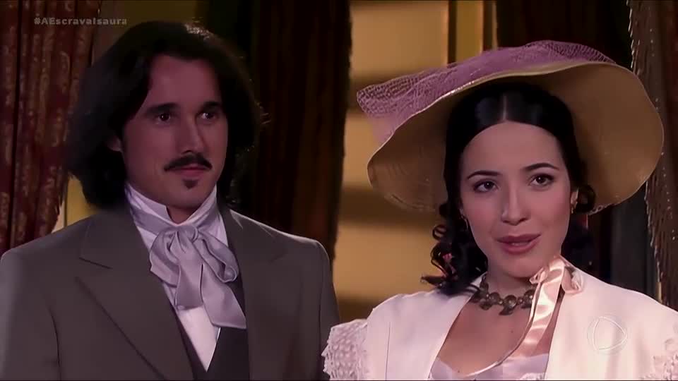 Branca avisa Malvina que Álvaro a pediu em casamento | A Escrava Isaura