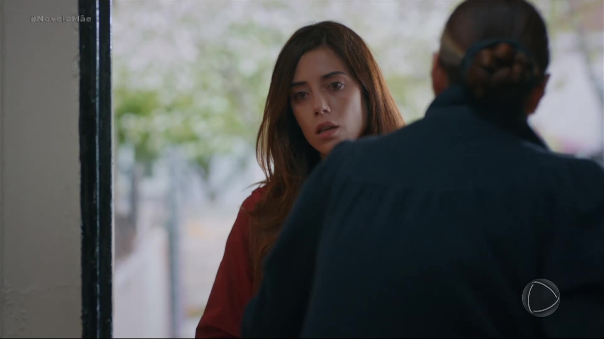 Zeynep entra em choque e desmaia ao rever Melek | Mãe