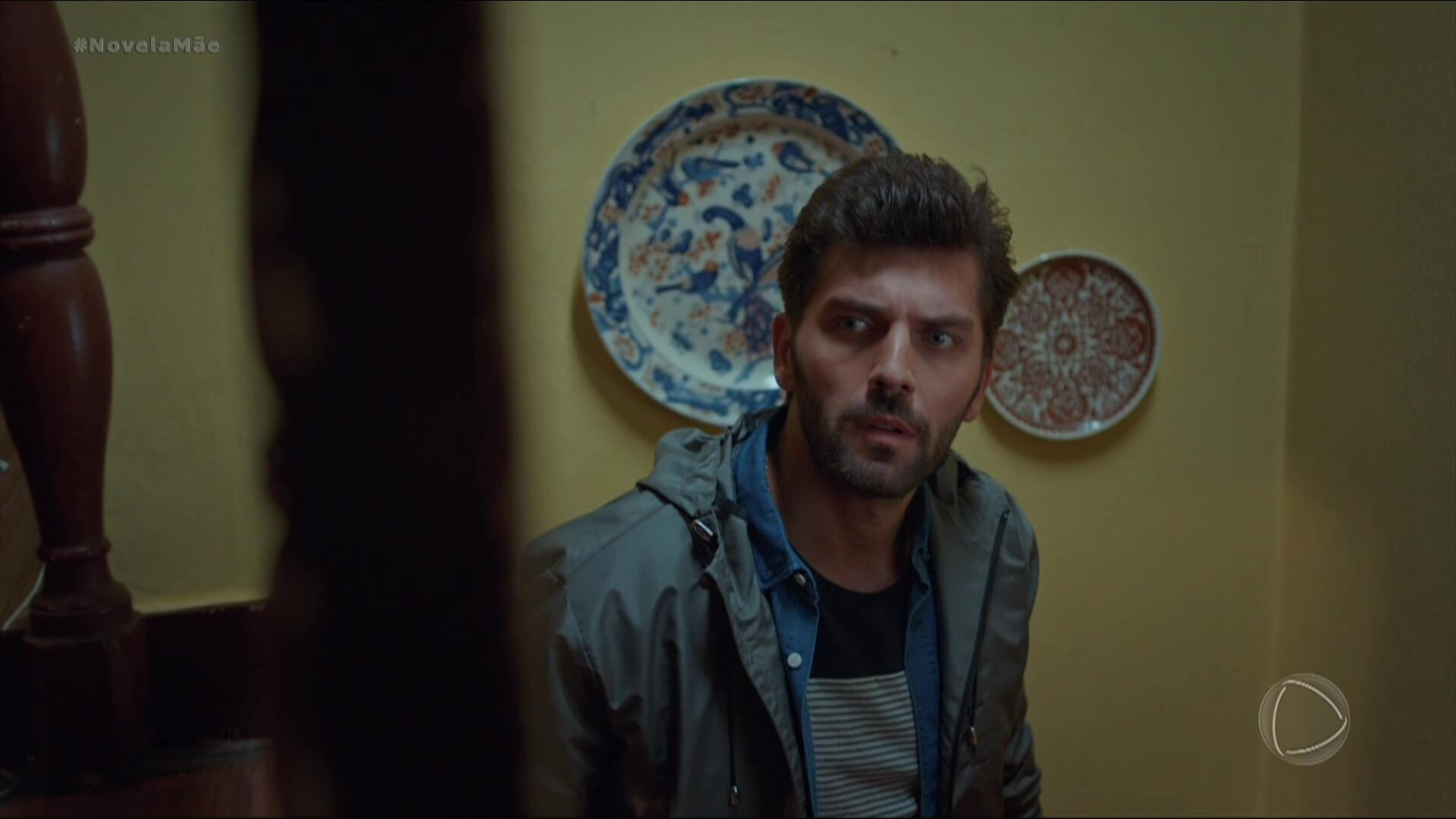 Ali descobre que Sinan sabia do segredo de Melek | Mãe