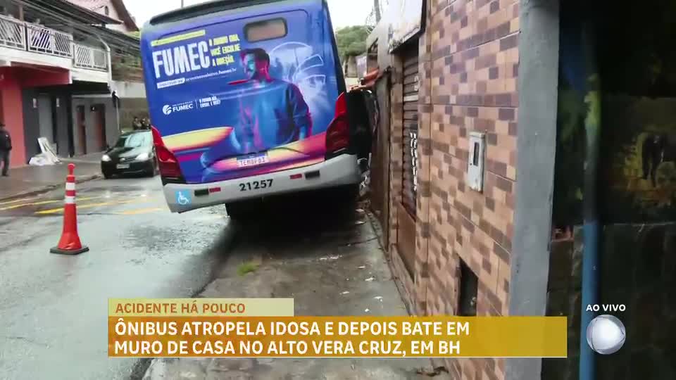 Motorista relata falha no freio após coletivo atropelar idosa e bater em muro em BH