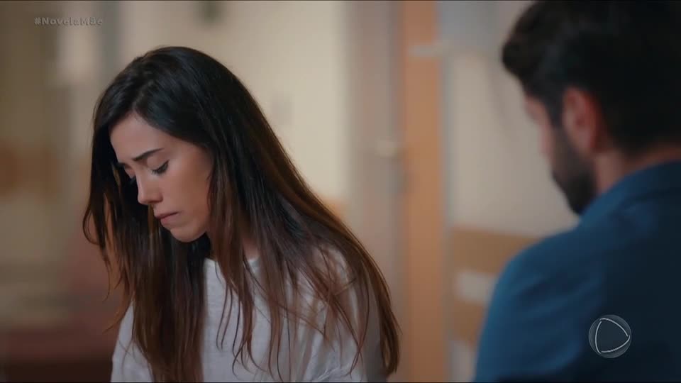 Zeynep lamenta o afastamento de Turna: 'Ela não me ama mais' | Mãe