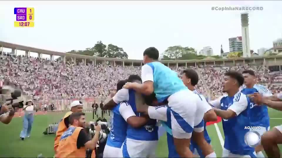 Cruzeiro 2 x 1 São Paulo: confira os gols do jogo na narração de Lucas Pereira
