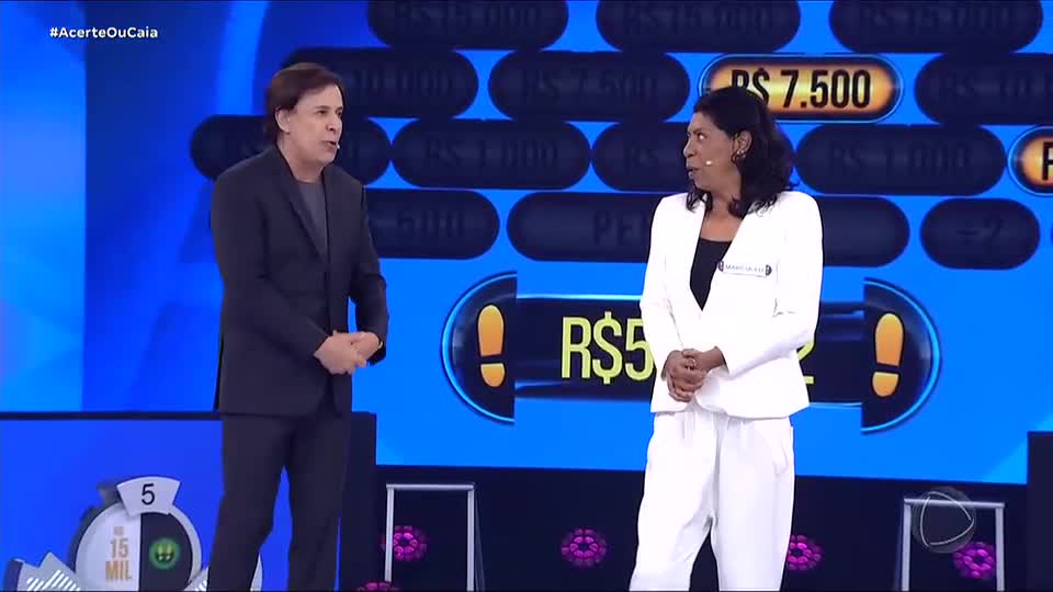 Em batalha acirrada, Márcia Fu vence Alexandre Régis e segue na disputa pelo prêmio