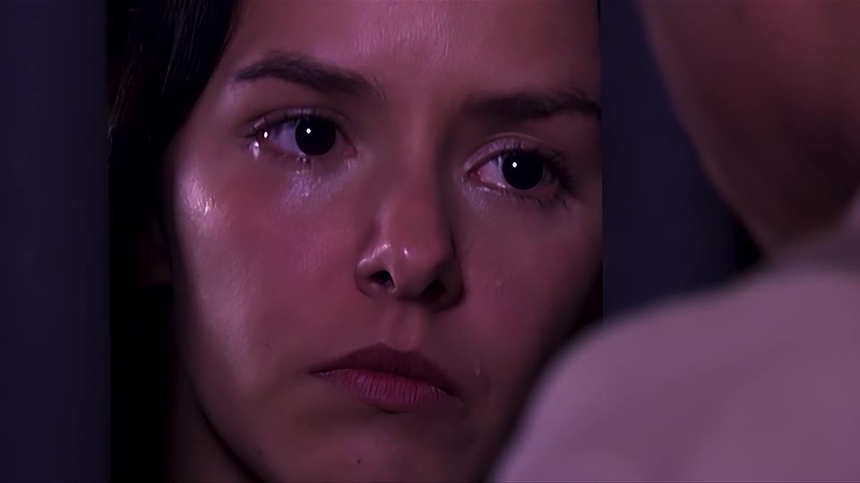 Pai de Isaura pressiona a filha a casar-se com Belchior | A Escrava Isaura