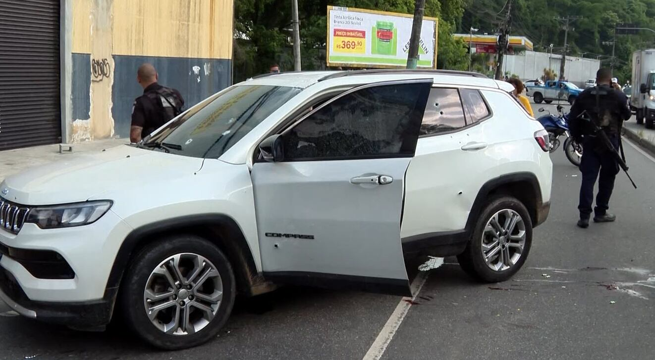 Dois suspeitos morrem e outro é preso após tiroteio com PMs em Jacarepaguá