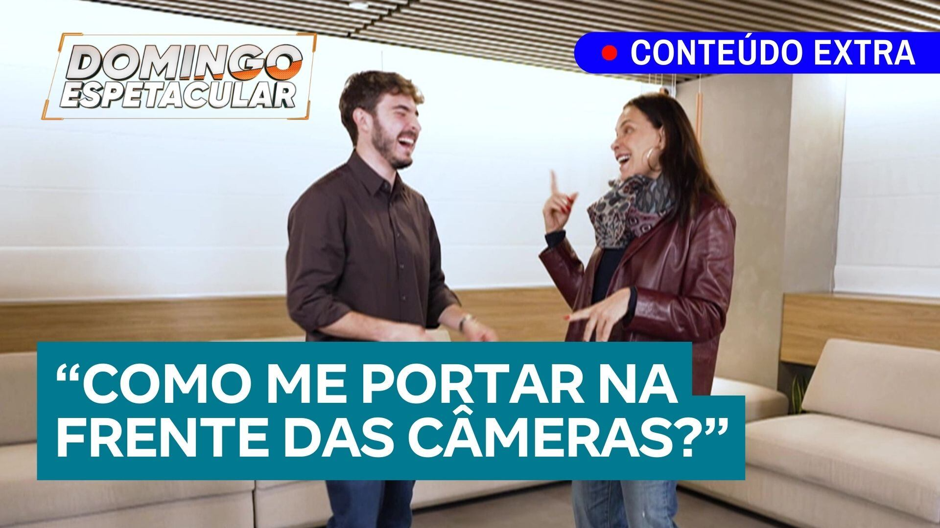 Conteúdo Extra: Carolina Ferraz tira dúvidas e dá aula de televisão para João Liberato