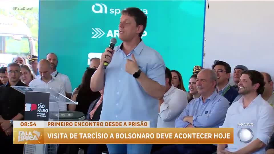 Tarcísio de Freitas deve visitar Jair Bolsonaro na Papudinha nesta quinta (29)