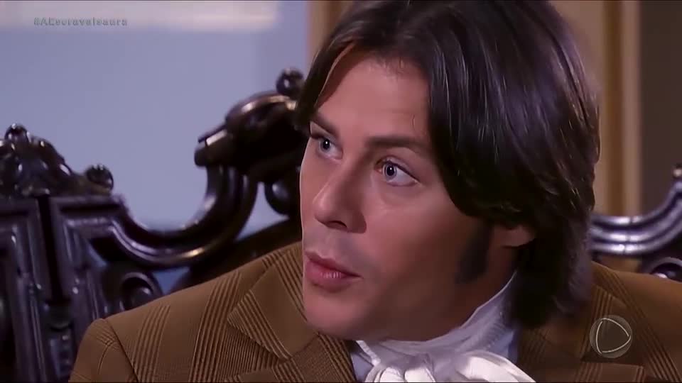 Álvaro pega a doença de sua mãe e adia volta para fazenda | A Escrava Isaura