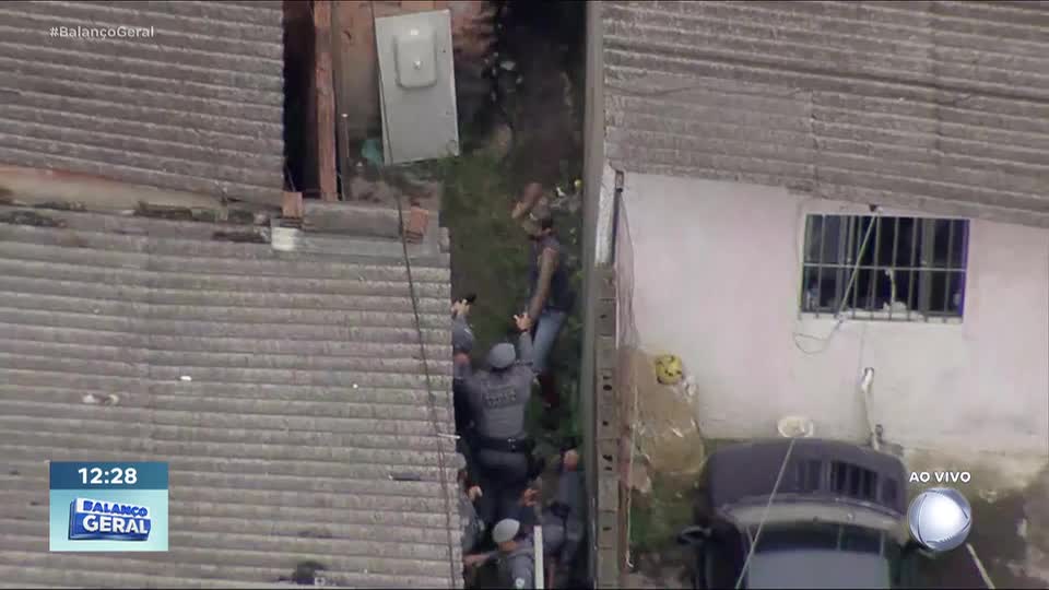 Policial mata homem que fazia a ex-namorada refém em São Paulo