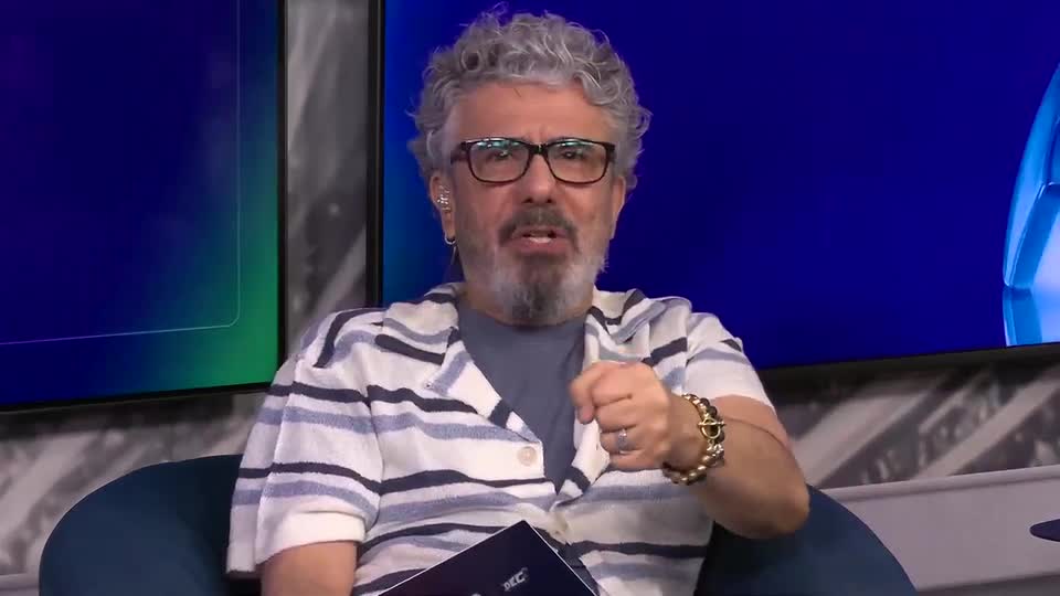 Botafogo vive momento político conturbado sob o comando de John Textor