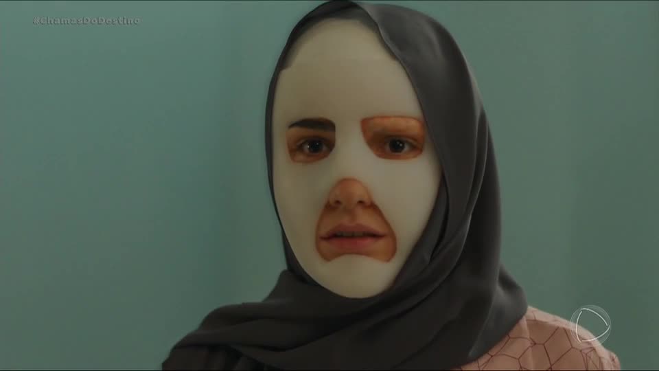 Ali salva Atlas em incêndio, e Cicek revive os traumas do incidente | Chamas do Destino