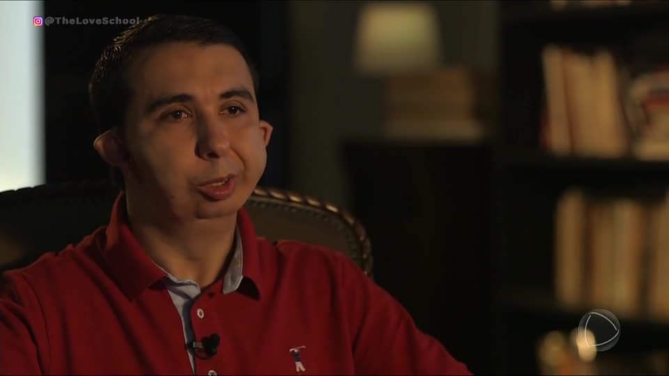 Conheça a história de Caio Mendes, personagem que ilustra o tema do programa deste sábado (31)