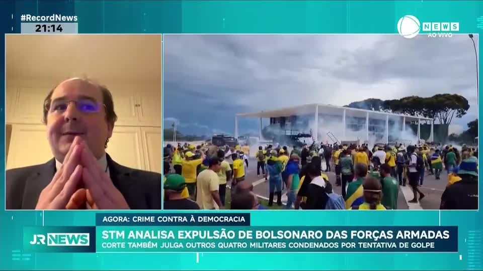 STM analisa expulsão de Bolsonaro das Forças Armadas