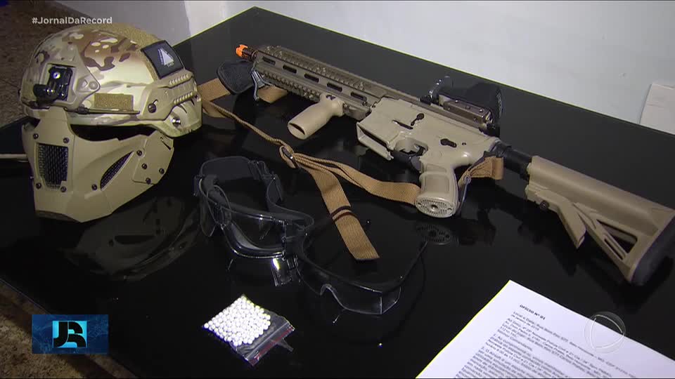 BA: polícia descobre fábrica clandestina de armas que abastecia facção criminosa ligada ao PCC