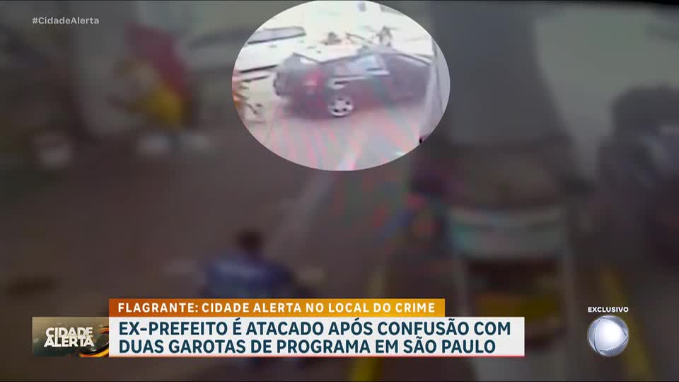 Imagens mostram ex-prefeito de Pirapozinho (SP) sendo esfaqueado por duas garotas de programa