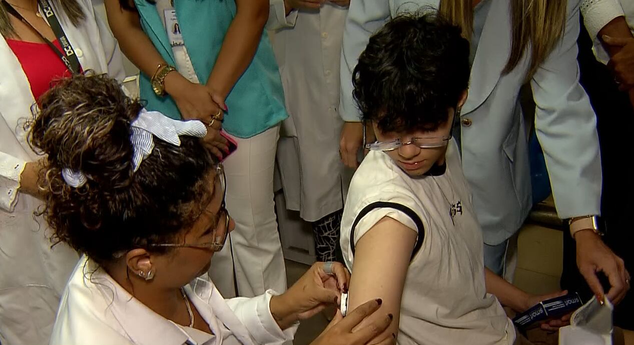 Crianças e adolescentes diabéticos terão chips para medir glicose em tempo real em Caxias (RJ)