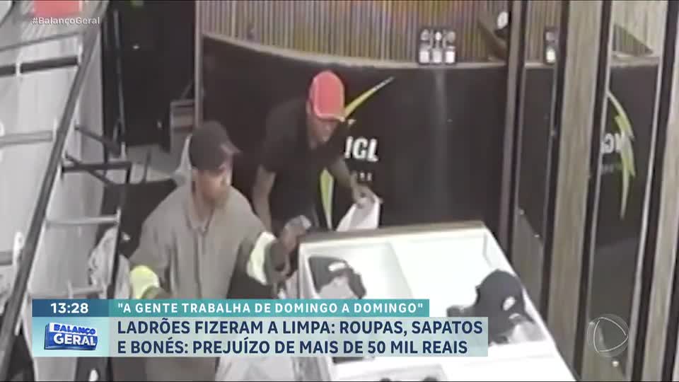 Criminosos invadem loja de roupas e causam prejuízo de R$ 50 mil