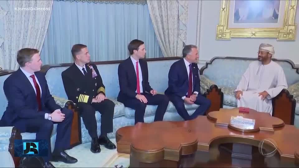 Irã e EUA fazem primeira reunião para discutir possível acordo nuclear entre os dois países