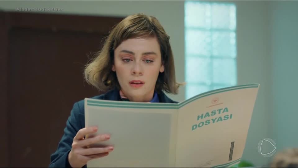 Cemre comemora ao receber nova avaliação psicológica: 'Deu tudo certo' | Chamas do Destino