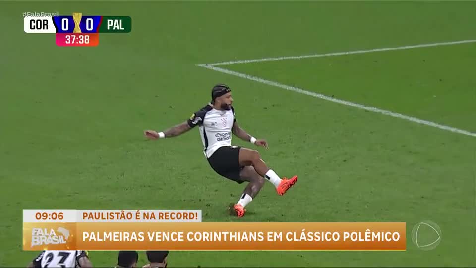 Palmeiras vence Corinthians em clássico que teve até buraco feito na marca do pênalti
