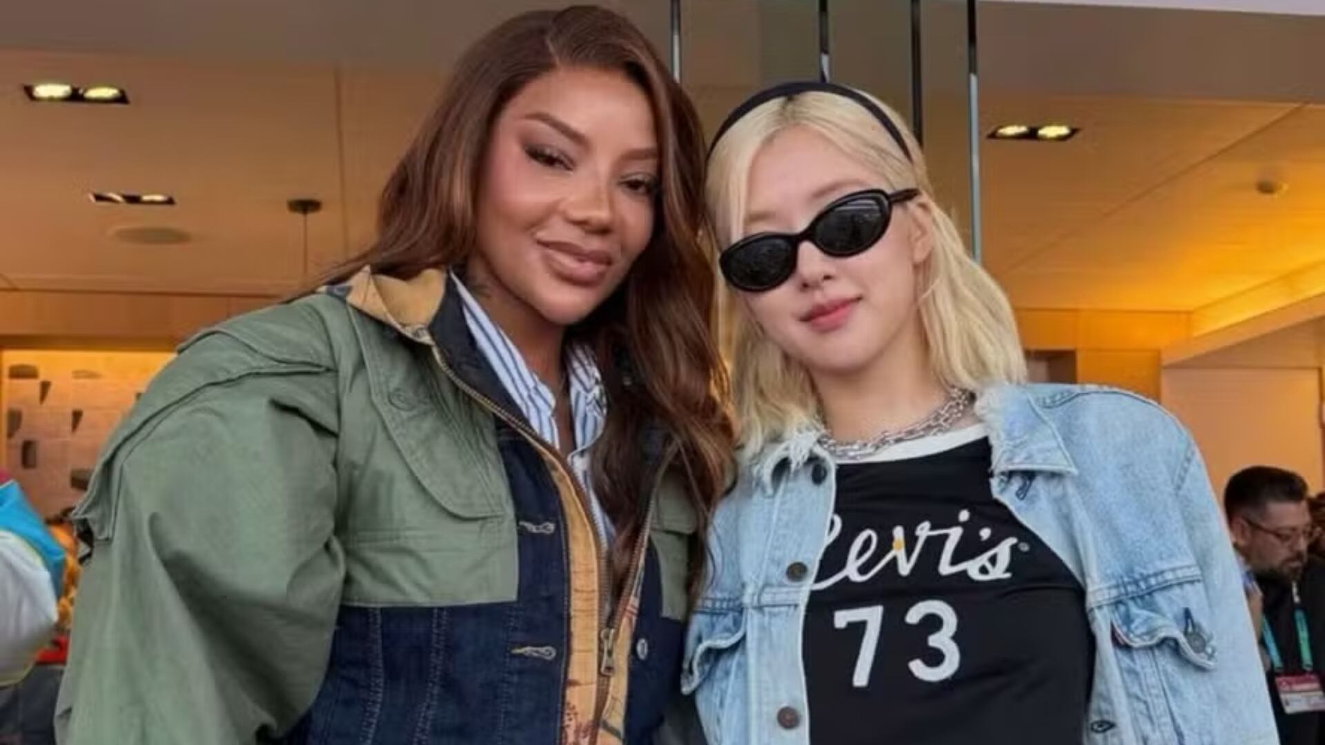 Rosé, estrela do BLACKPINK, tieta Ludmilla no Super Bowl