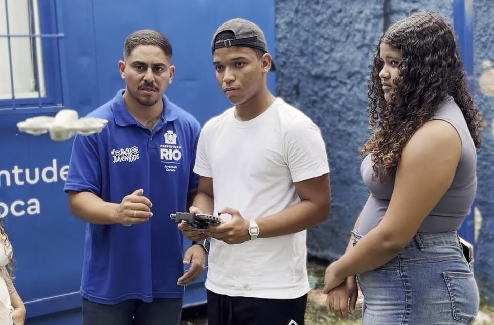 Curso de operador de drone é oferecido para jovens no Rio